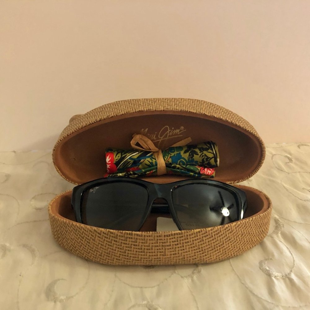 Hanapa'a Women's Polorized Classic Sunglasses